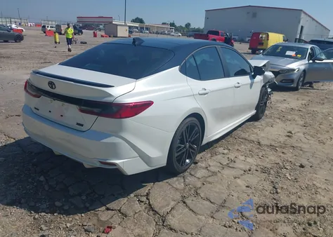 2025 Toyota Camry Xse z USA, uszkodzony, nr VIN 4T1DAACK2SU152855